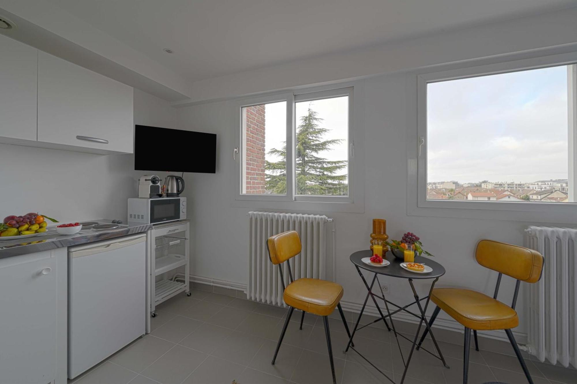 Modern Bright Apartment In Appart'Hotel Saint-Maur-des-Fosses Exterior photo